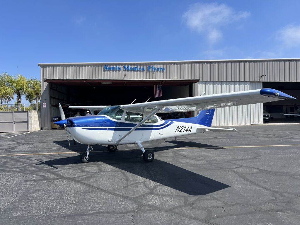 Cessna 172N - N214A